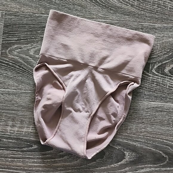 SKIMS "Core Control" mid-waist Shaping Brief - Picture 1 of 3
